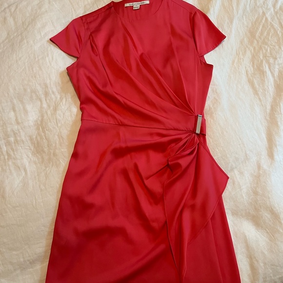 Pink Diane Von Furstenberg silk dress - Picture 2 of 7